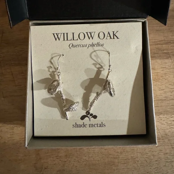 Shade Metals artisan acorn cap earrings. - Picture 2 of 6